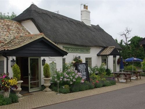 Golden Ball Hotel Elsworth Exterior foto