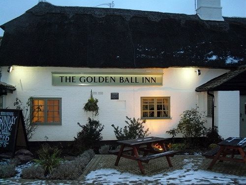Golden Ball Hotel Elsworth Exterior foto